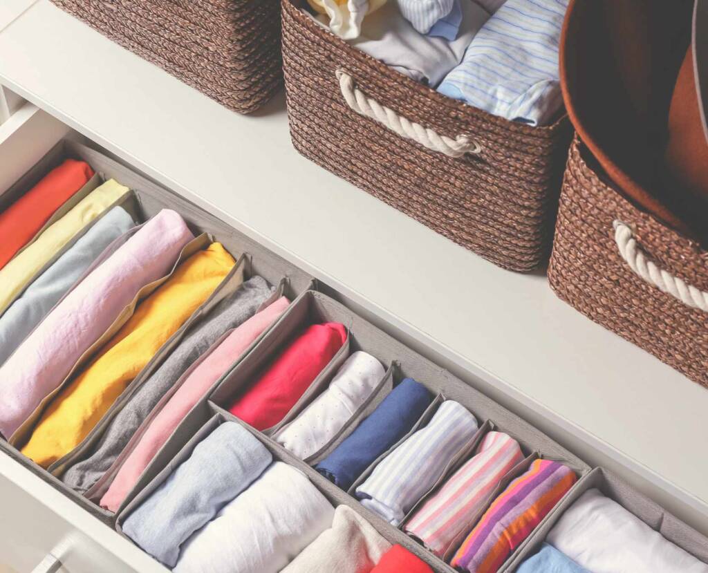 Maximizing closet by using every part