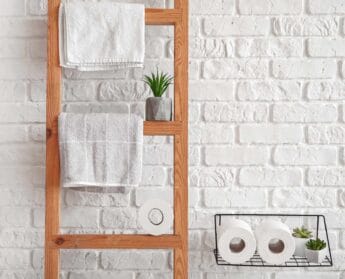 Bath towel storage without closet
